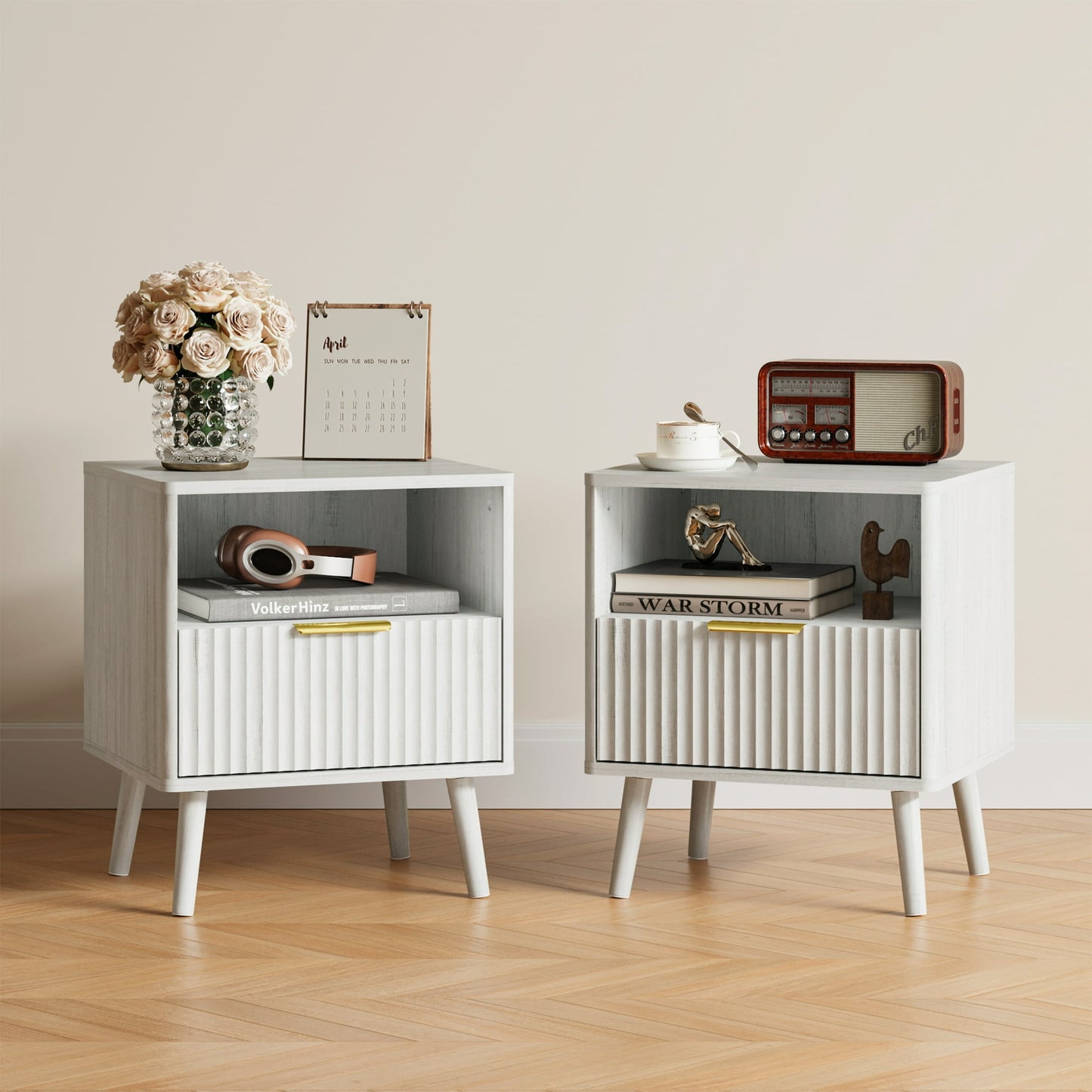 YouTrend Nightstand with Open Shelf,Beside Table with Fluted Design ,End Table with Solid Wood Legs for bedroom